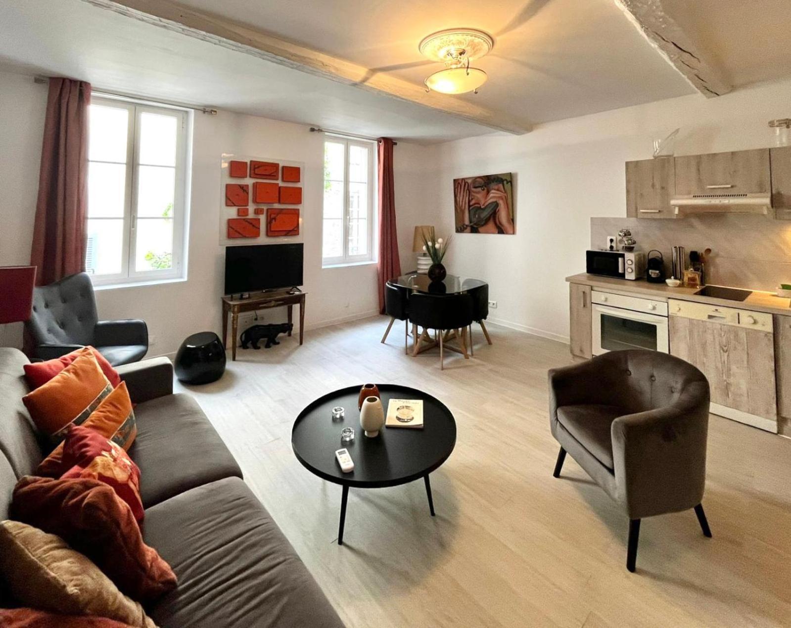 Les Remparts Antibes Location Apartamento Exterior foto