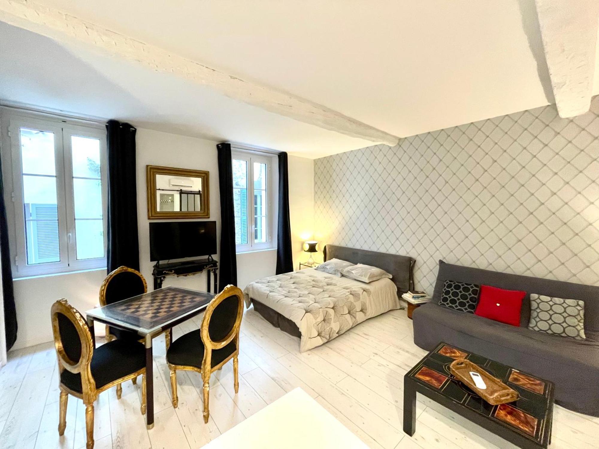 Les Remparts Antibes Location Apartamento Exterior foto