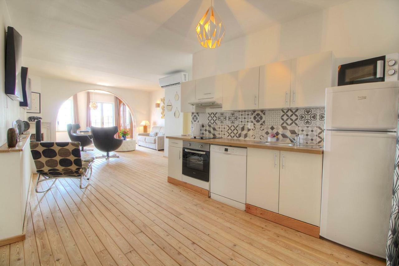 Les Remparts Antibes Location Apartamento Exterior foto